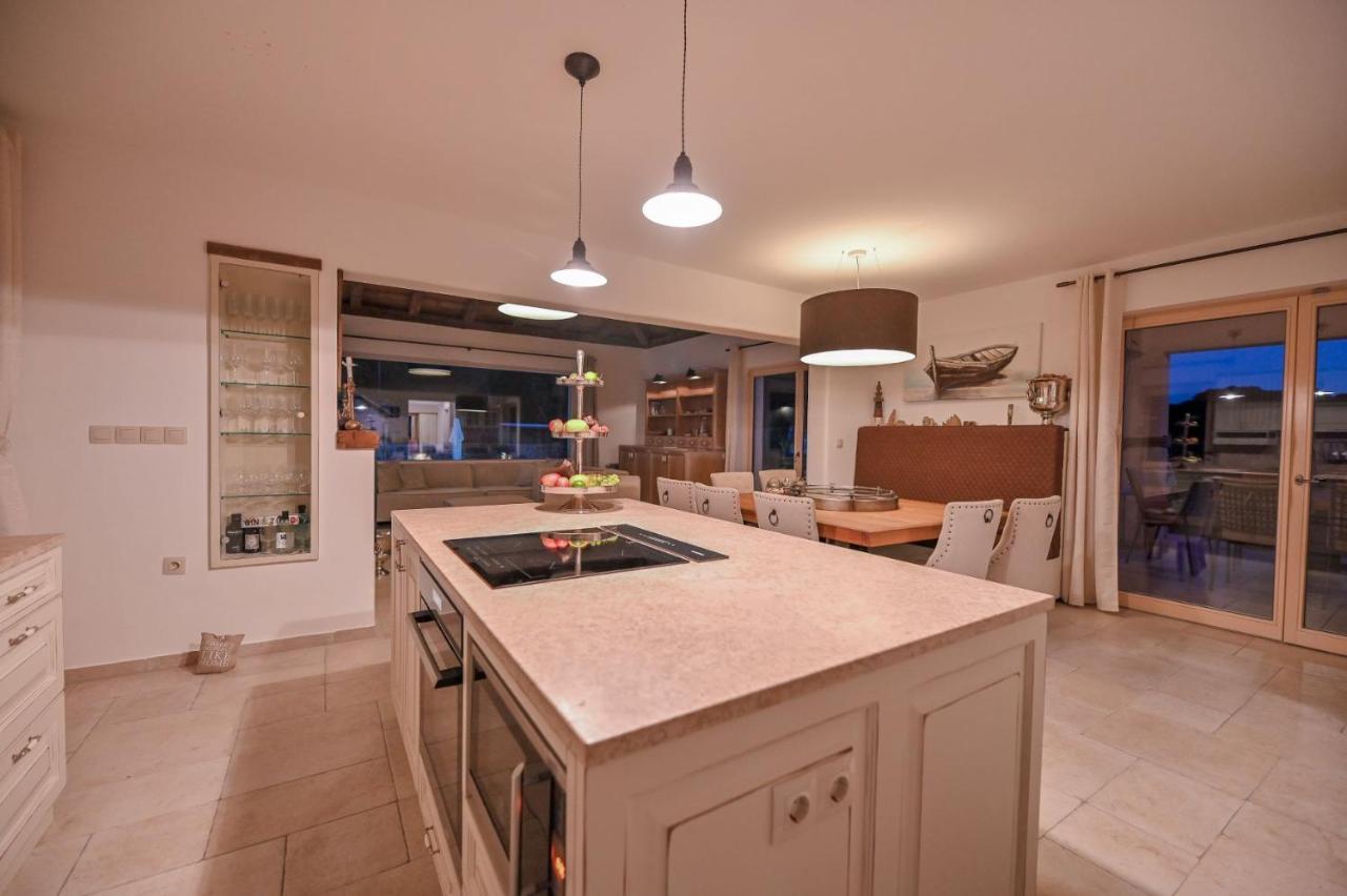 Luxury Villa Solea Barusic 外观 照片